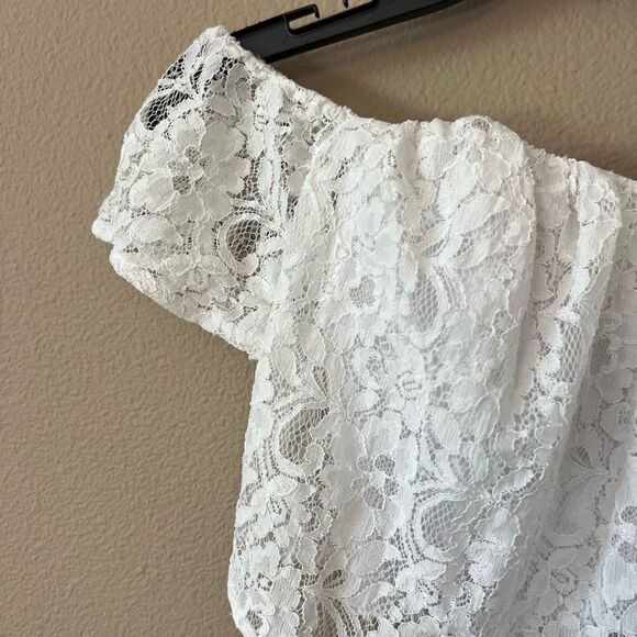 Guess Lace Off Shoulder Corset Crop Top - Picture 2 of 5